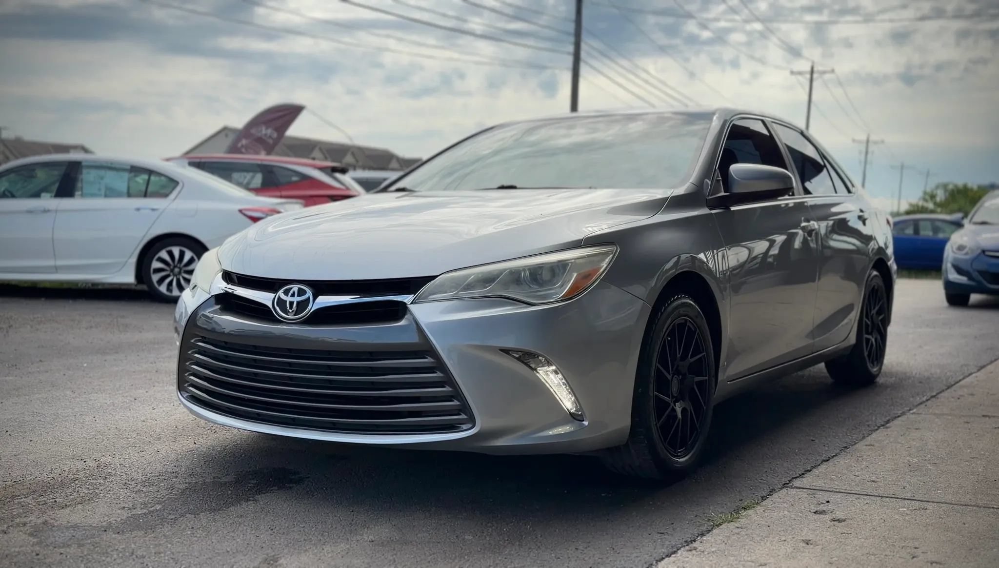 Used 2015 Toyota Camry XLE FWD image 5