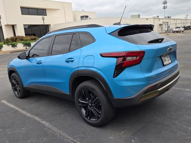 Used 2025 Chevrolet Trax ACTIV w/ Driver Confidence Package image 3