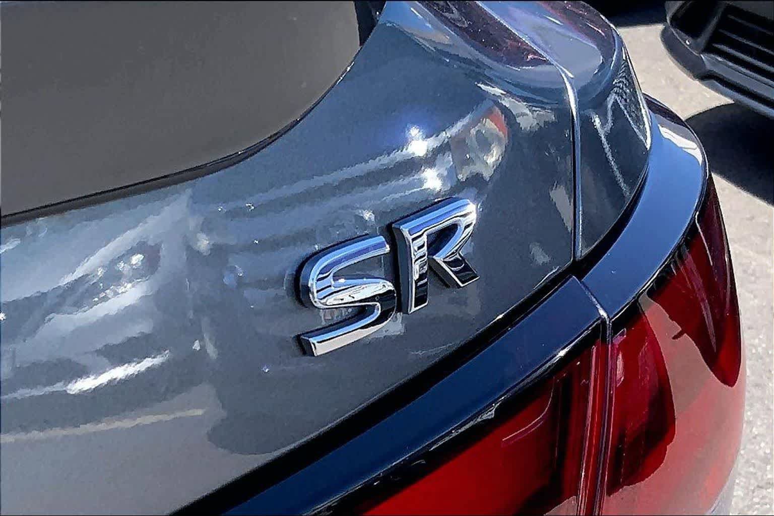 Used 2021 Nissan Sentra SR w/ SR Premium Package FWD image 8