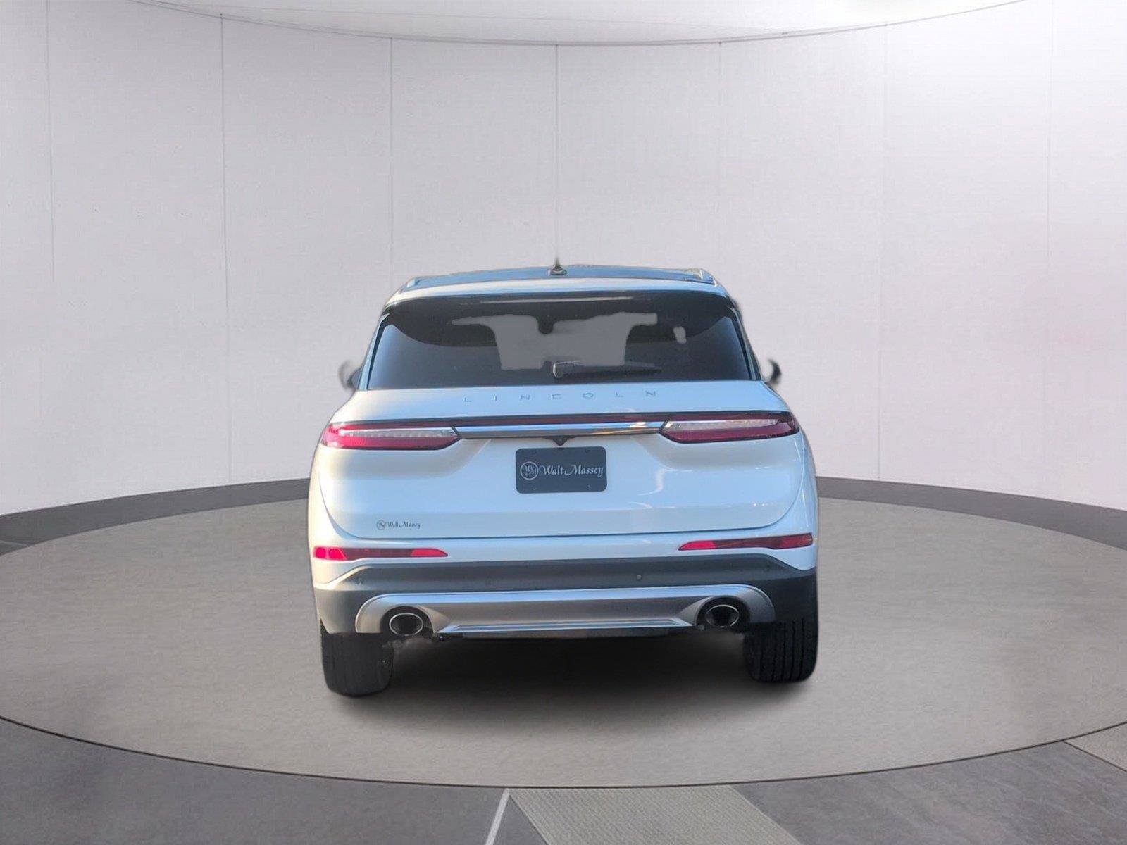 Used 2022 Lincoln Corsair Reserve w/ Elements Package FWD image 4