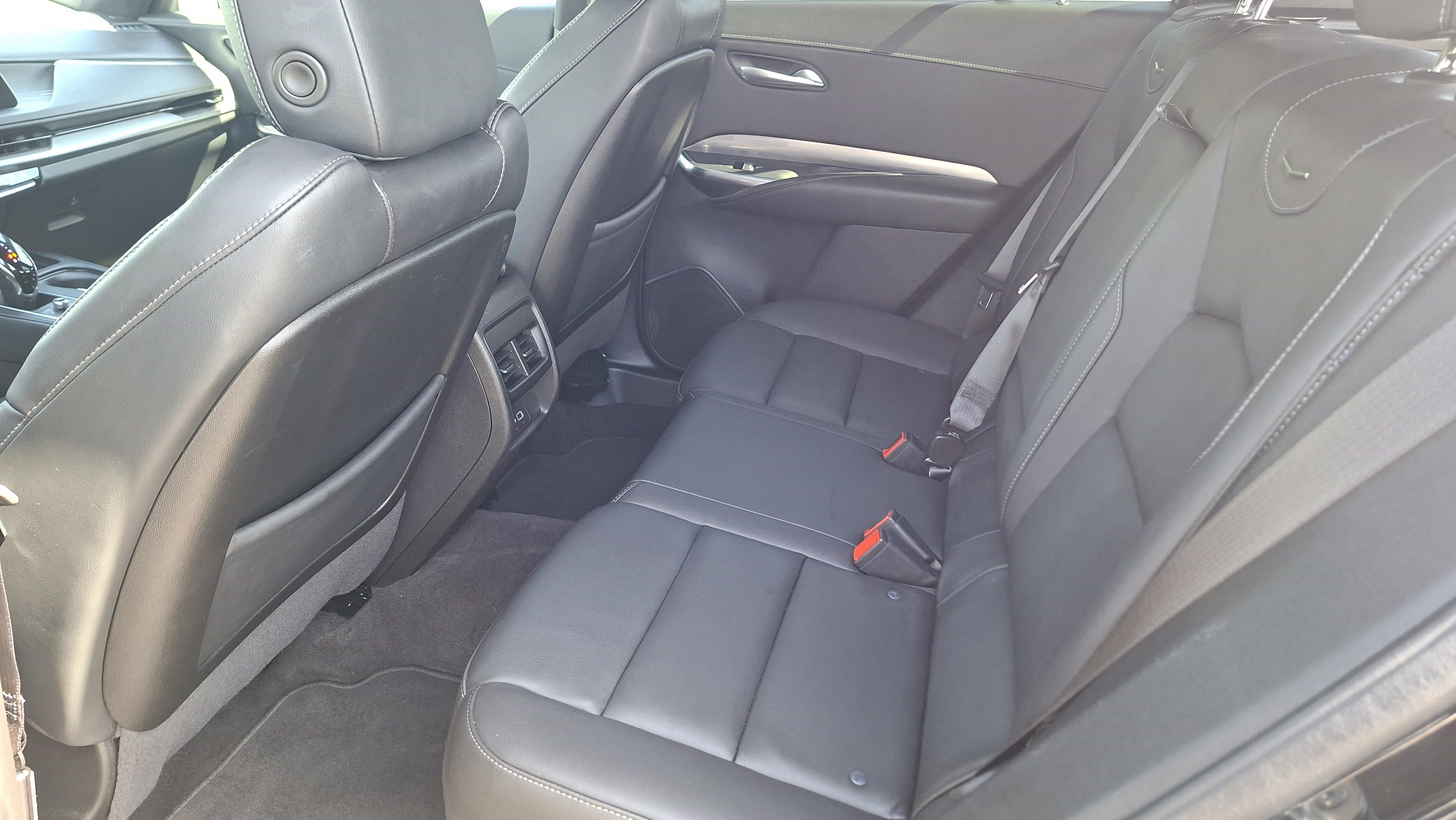 Used 2025 Cadillac XT4 Premium Luxury FWD image 20