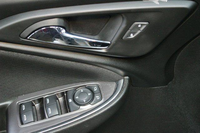 Used 2021 Chevrolet Malibu LT FWD image 16