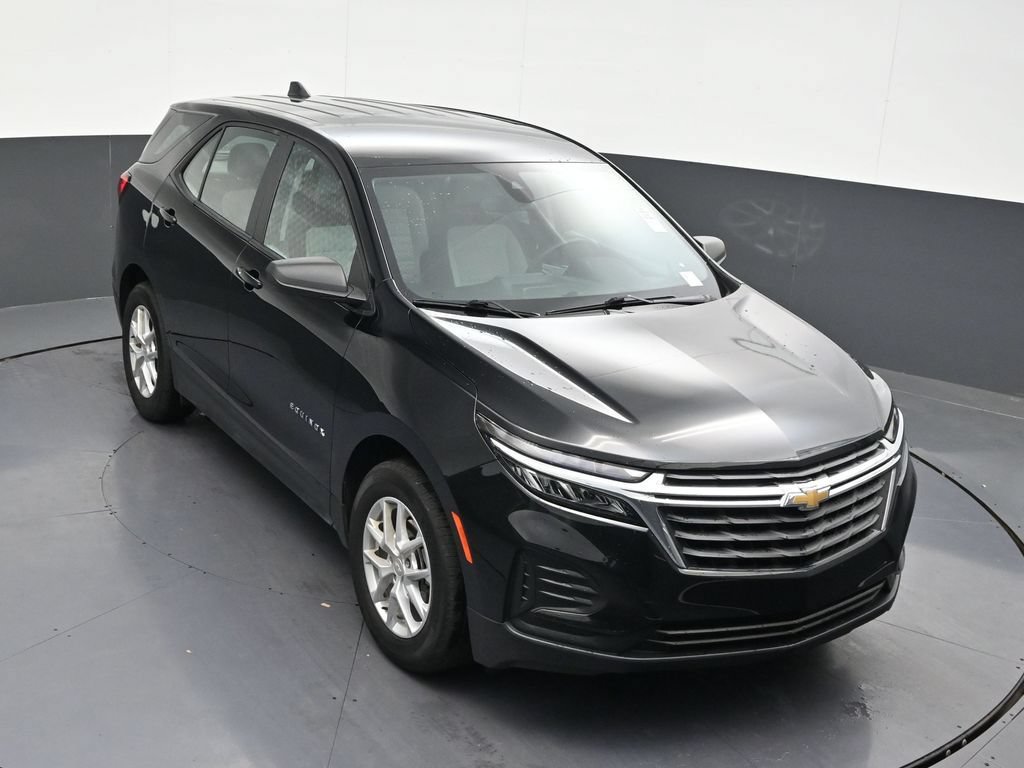 Used 2024 Chevrolet Equinox LS w/ Driver Confidence II Package FWD image 21