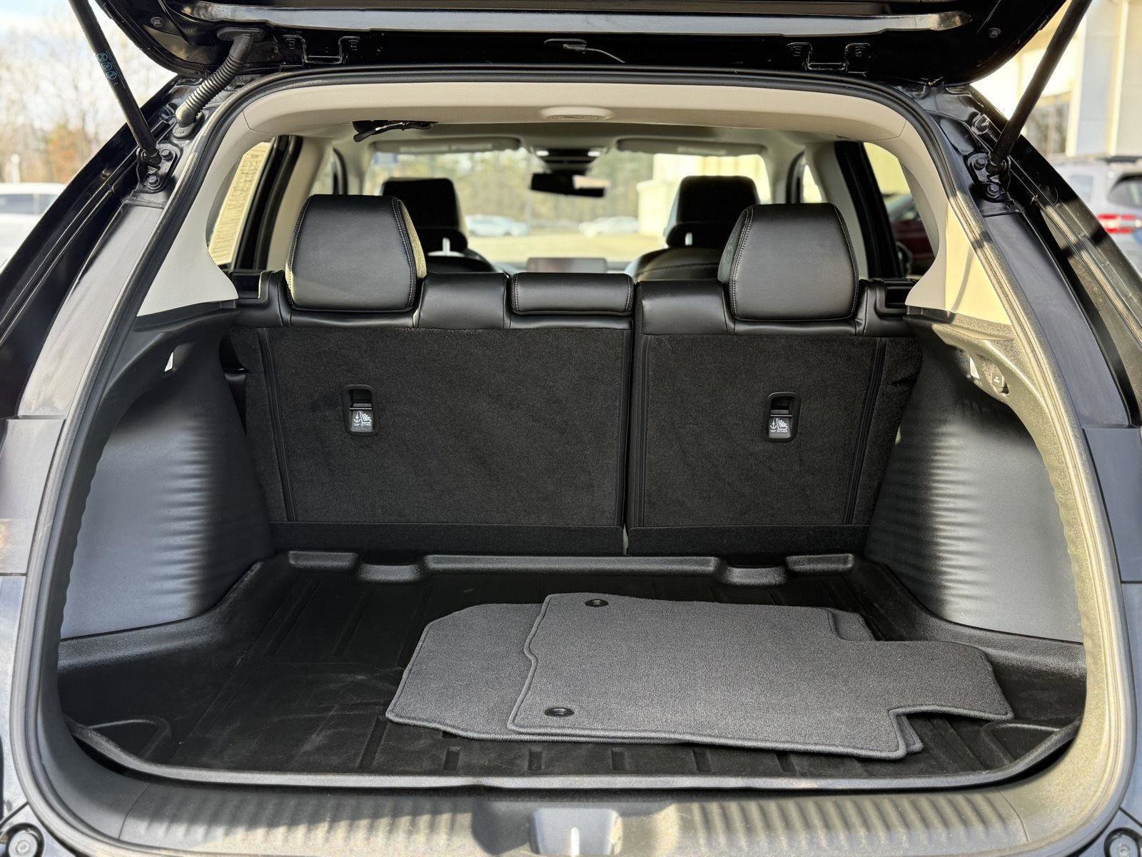 Certified 2024 Honda HR-V EX-L image 12