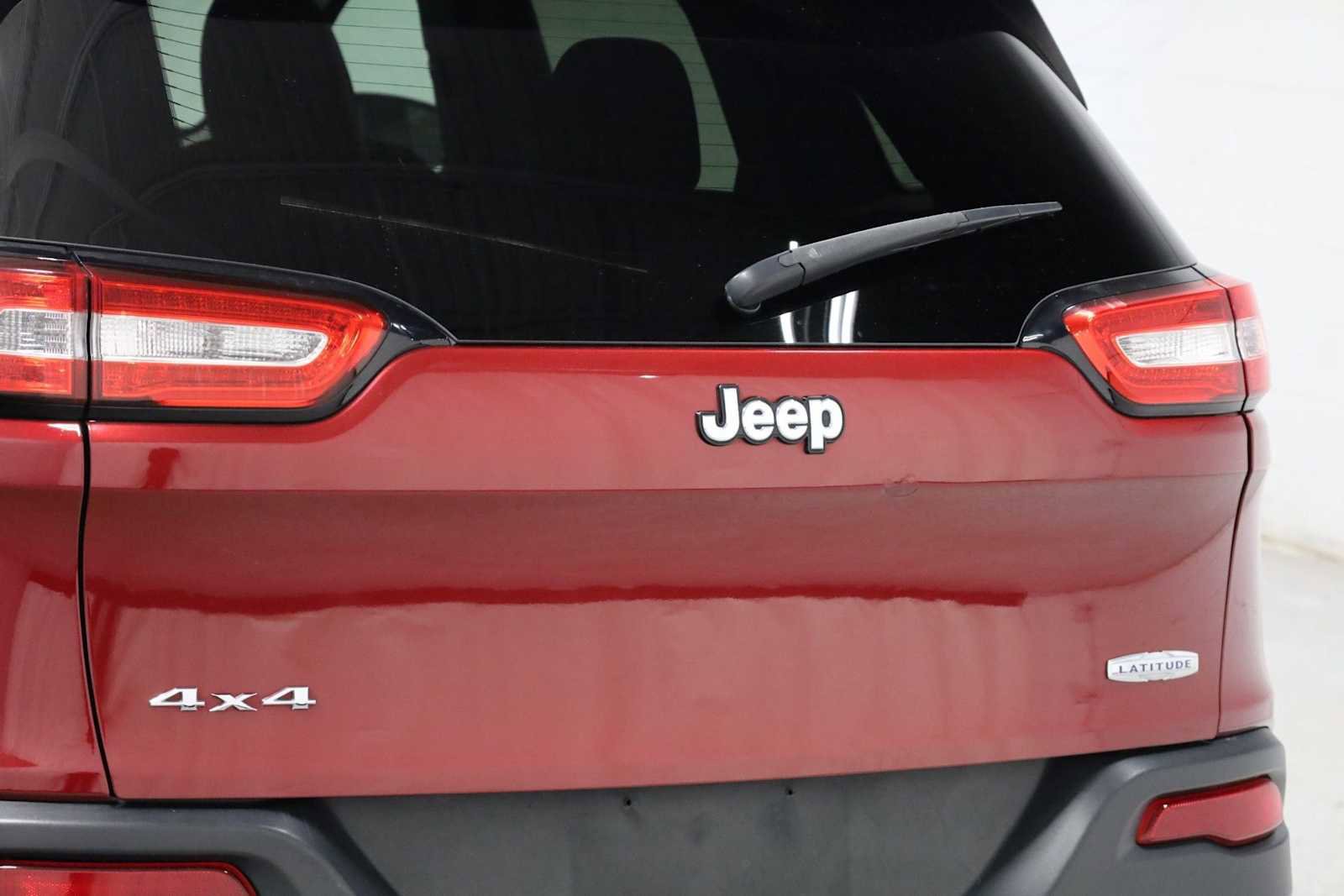 Used 2014 Jeep Cherokee Latitude image 8