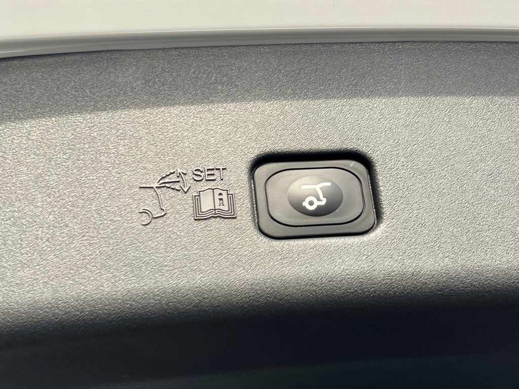 New 2026 Lincoln Nautilus Reserve image 13