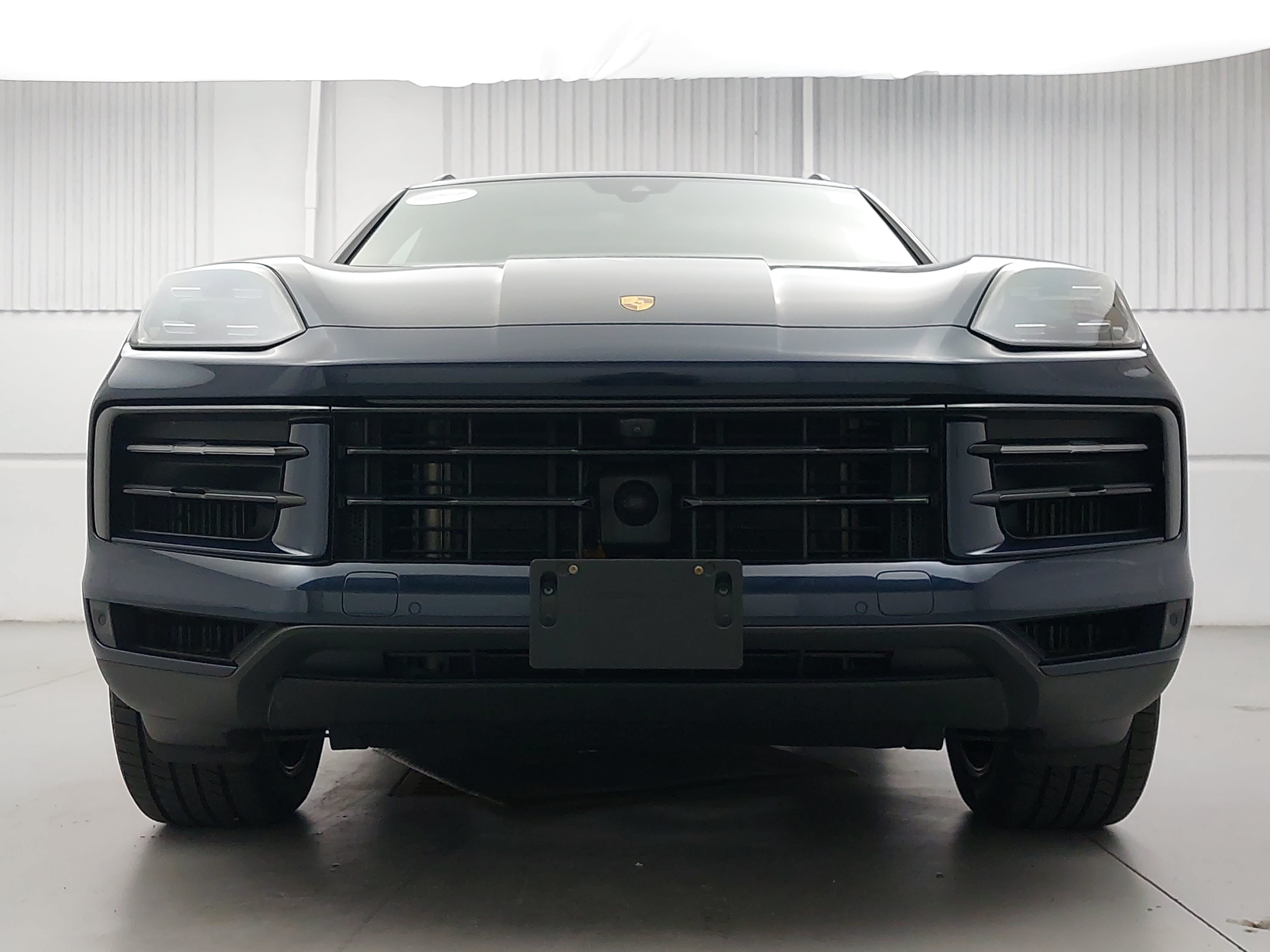 Certified 2024 Porsche Cayenne w/ Premium Package Plus (PFM) AWD/4WD image 10