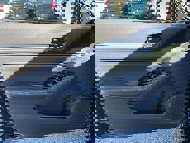 New 2025 Nissan Altima 2.5 SL image 9