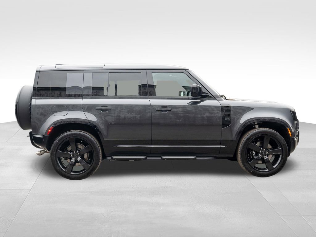 New 2026 Land Rover Defender 110 V8 image 8