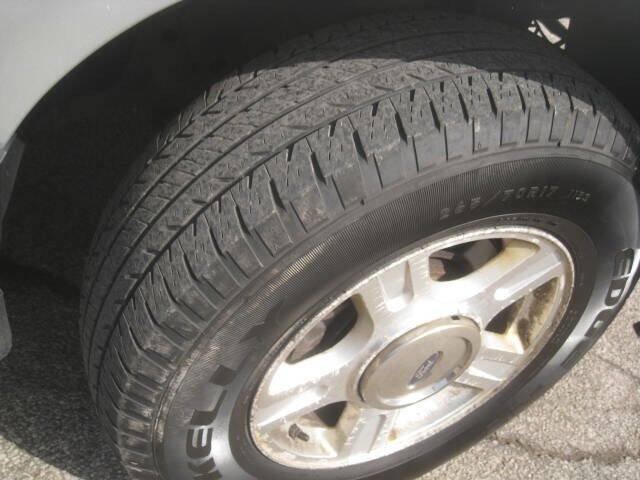 Used 2012 Ford Expedition XL w/ HD Trailer Tow Pkg AWD/4WD image 26