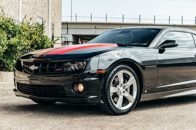 Used 2010 Chevrolet Camaro SS w/ LPO, Ground Effects Package RWD image 56