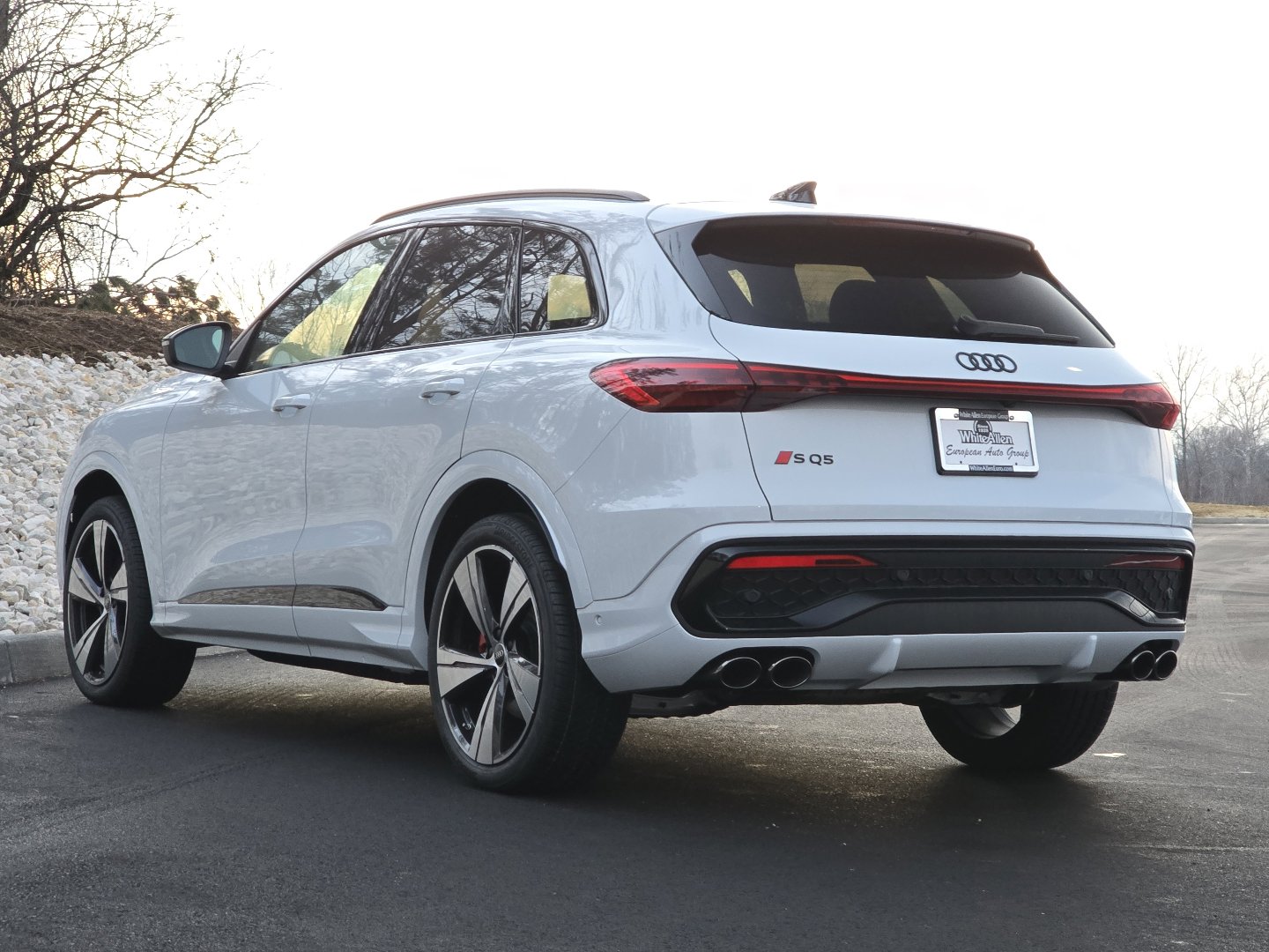 New 2025 Audi SQ5 Premium Plus image 23