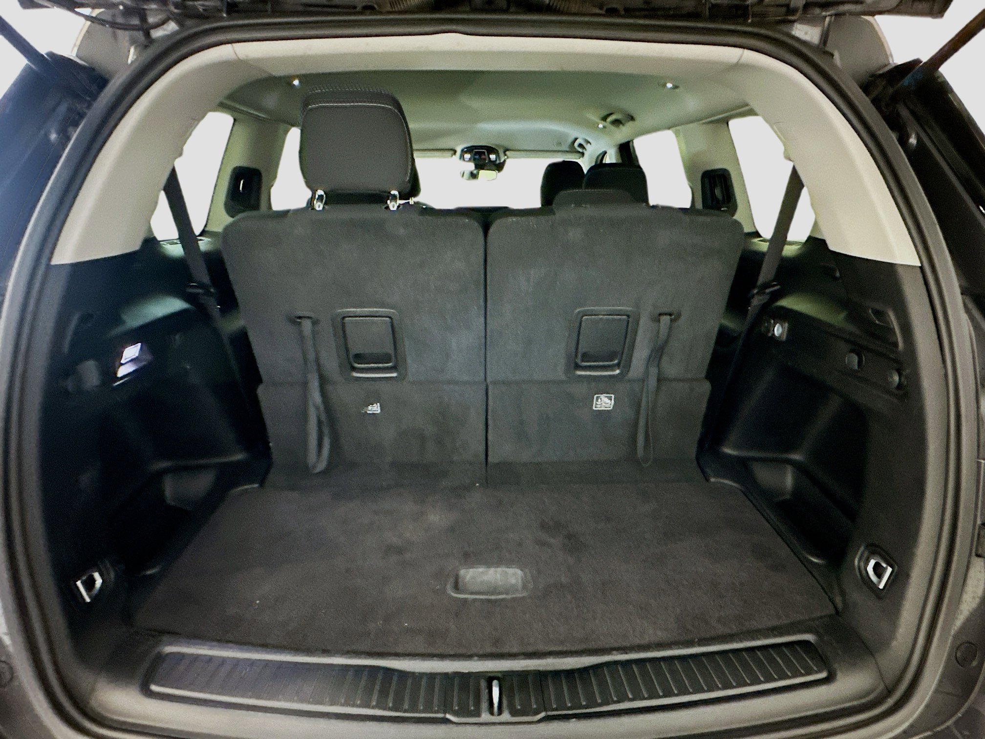 Used 2023 Jeep Grand Cherokee L Laredo image 30