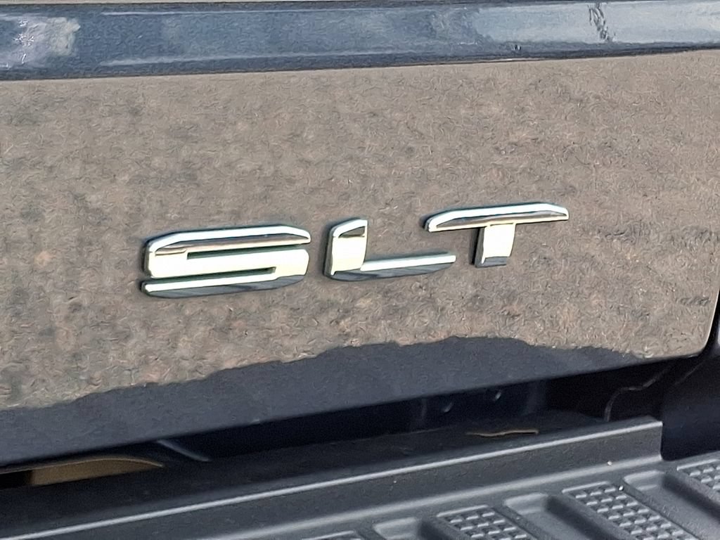 Used 2022 GMC Sierra 1500 SLT w/ SLT Premium Plus Package AWD/4WD image 31