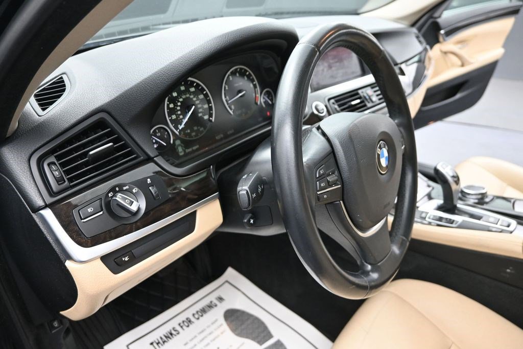 Used 2016 BMW 528i Sedan RWD image 15