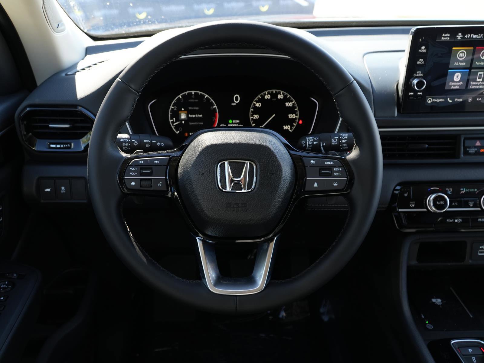 New 2025 Honda Pilot Touring image 23