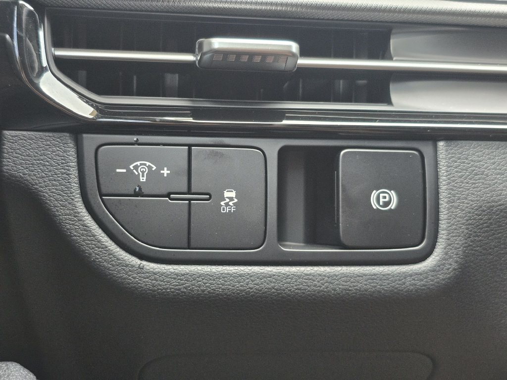 New 2027 Kia Sportage LX FWD image 34