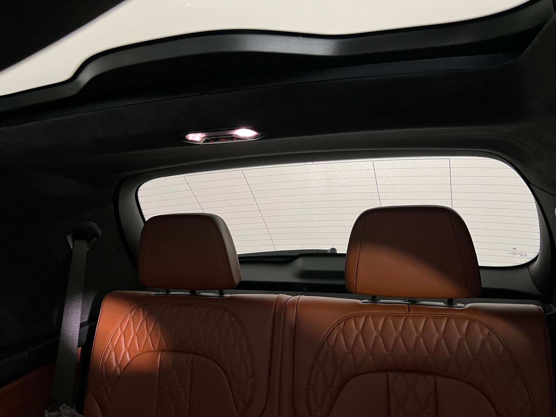 New 2026 BMW X7 M60i image 36