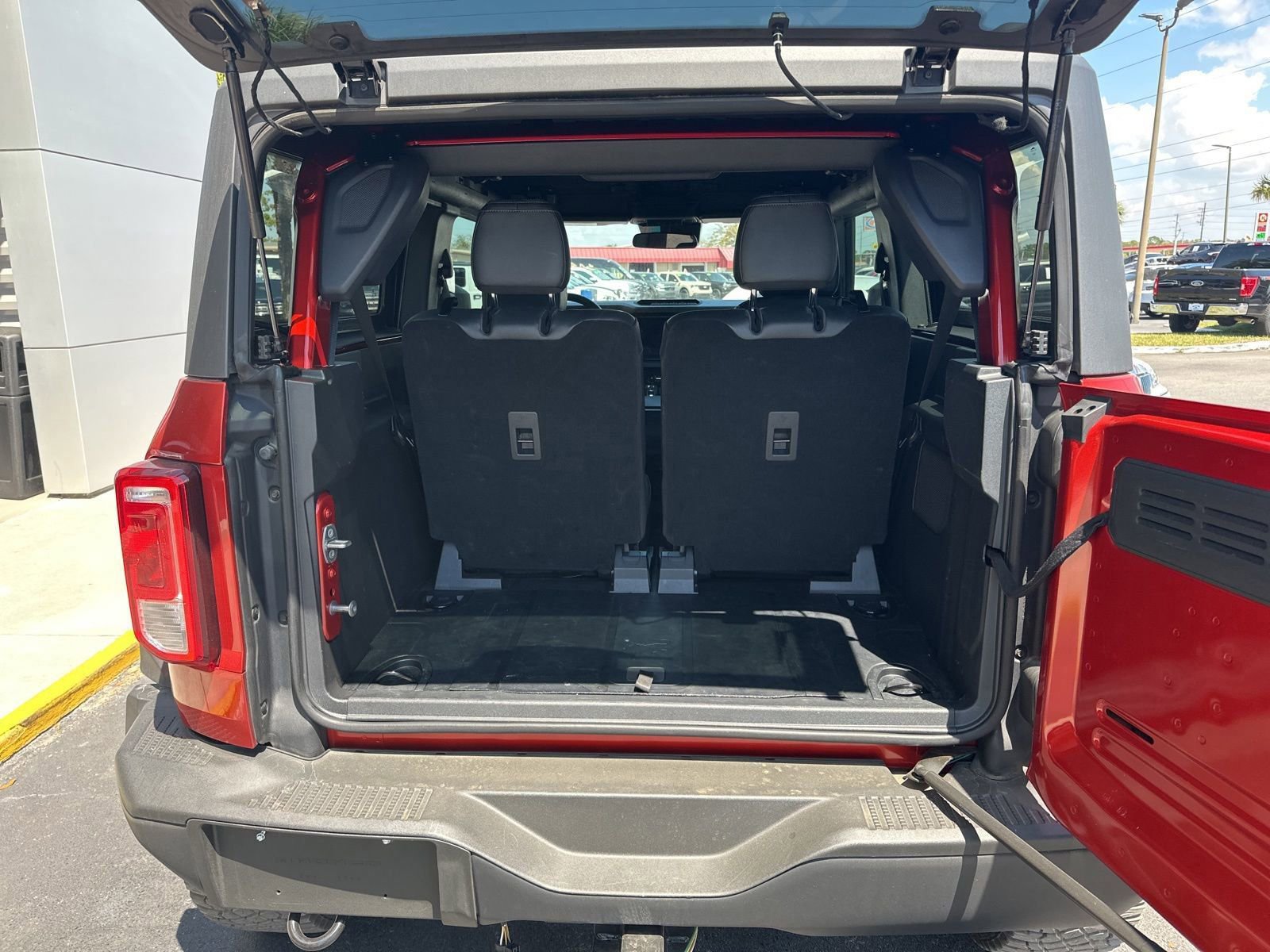 Used 2024 Ford Bronco Black Diamond image 13