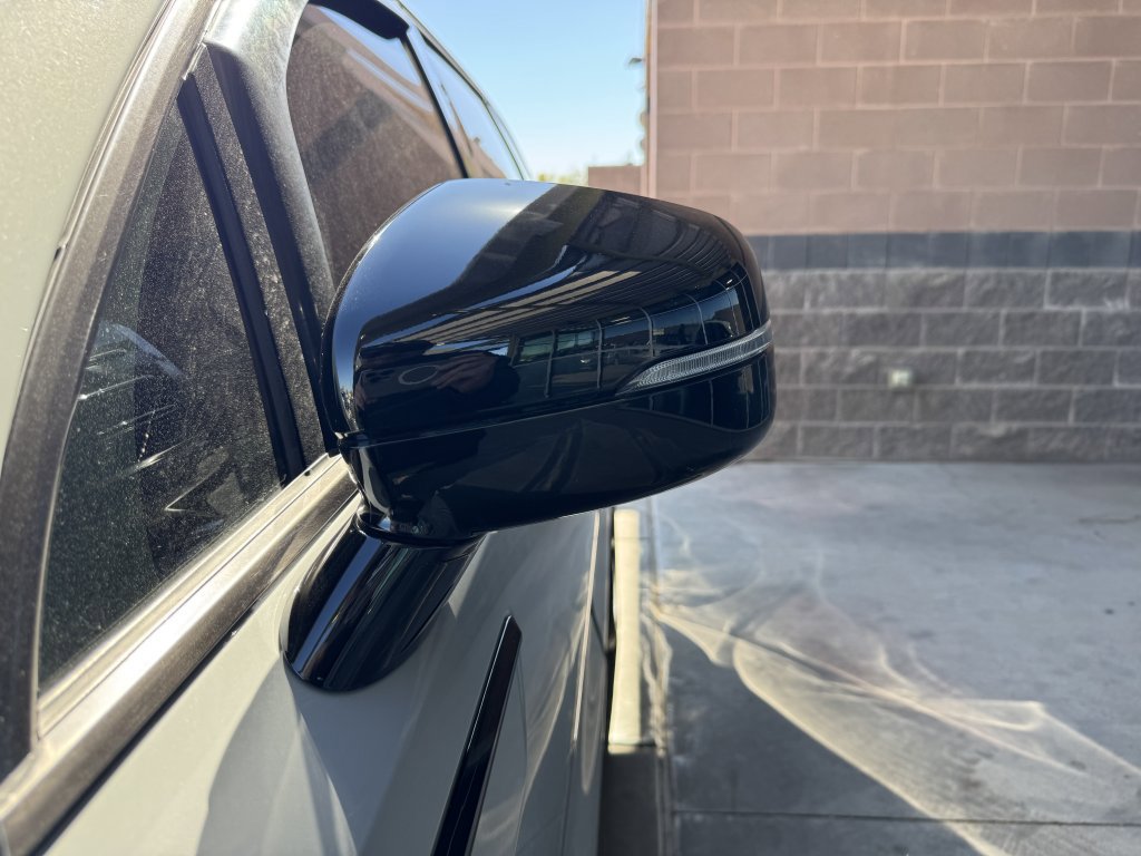 Used 2023 Kia Sorento SX FWD image 12