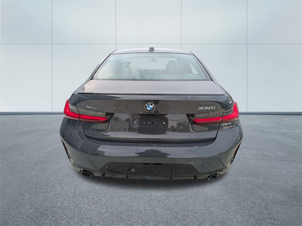New 2026 BMW 330i xDrive Sedan w/ M Sport Package image 4
