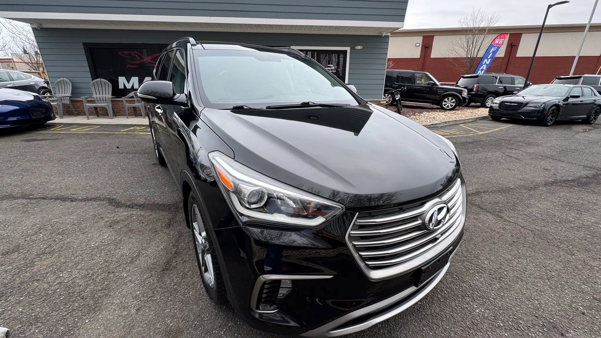 Used 2017 Hyundai Santa Fe AWD image 8