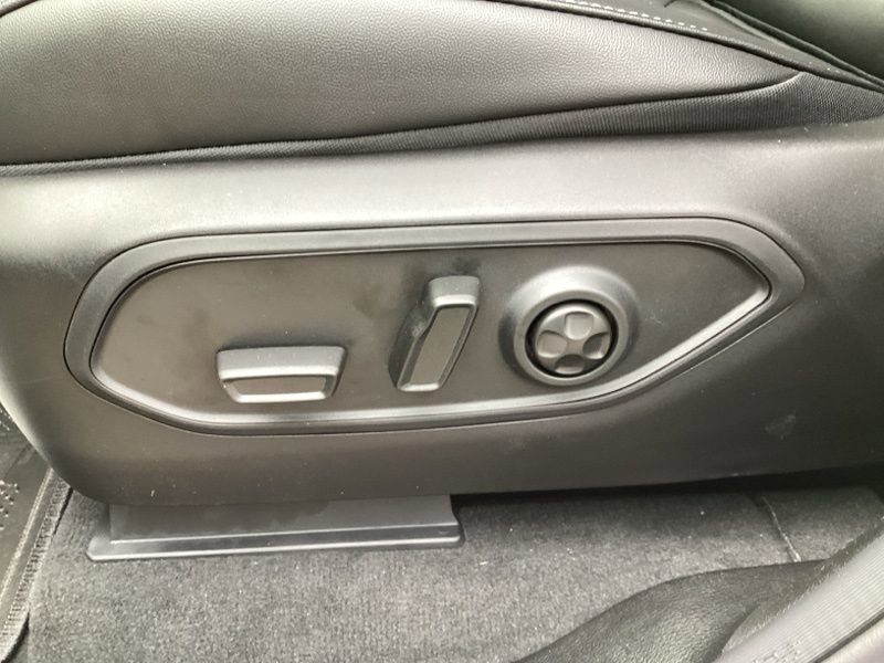 New 2025 Jeep Grand Cherokee Altitude AWD/4WD image 25