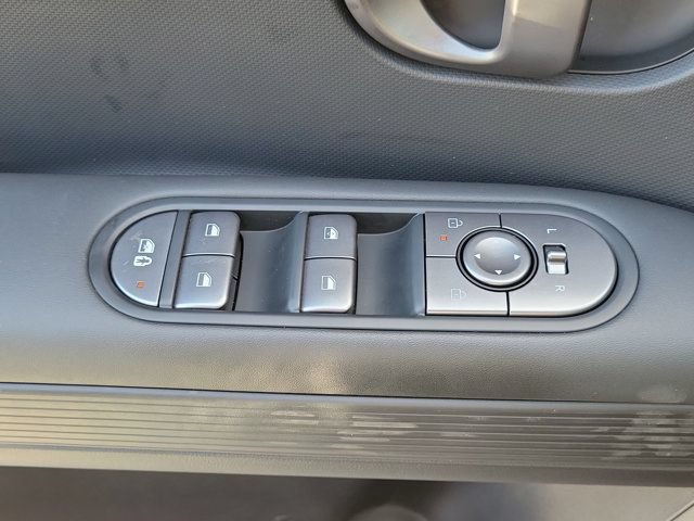 Used 2025 Hyundai Ioniq 5 SE RWD image 26