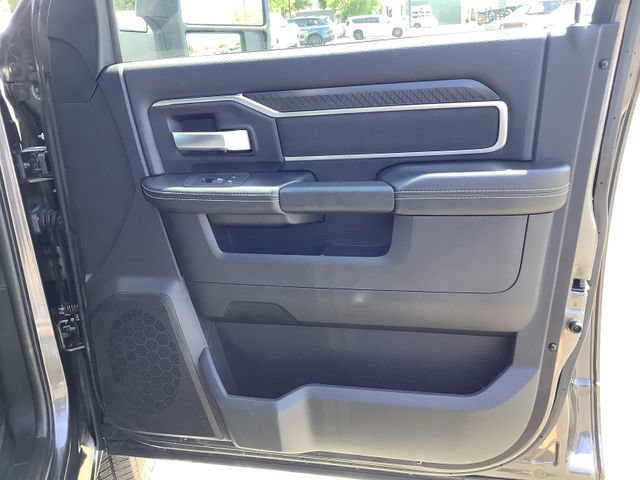 Used 2025 RAM 2500 Big Horn AWD/4WD image 39