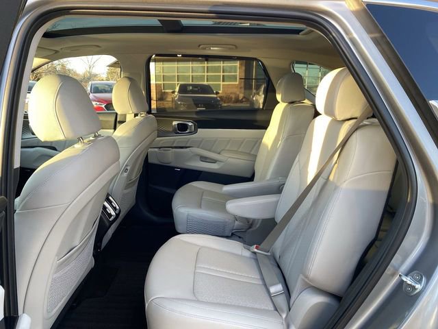 Used 2023 Kia Sorento SX Prestige w/ Panoramic Sunroof Package image 27