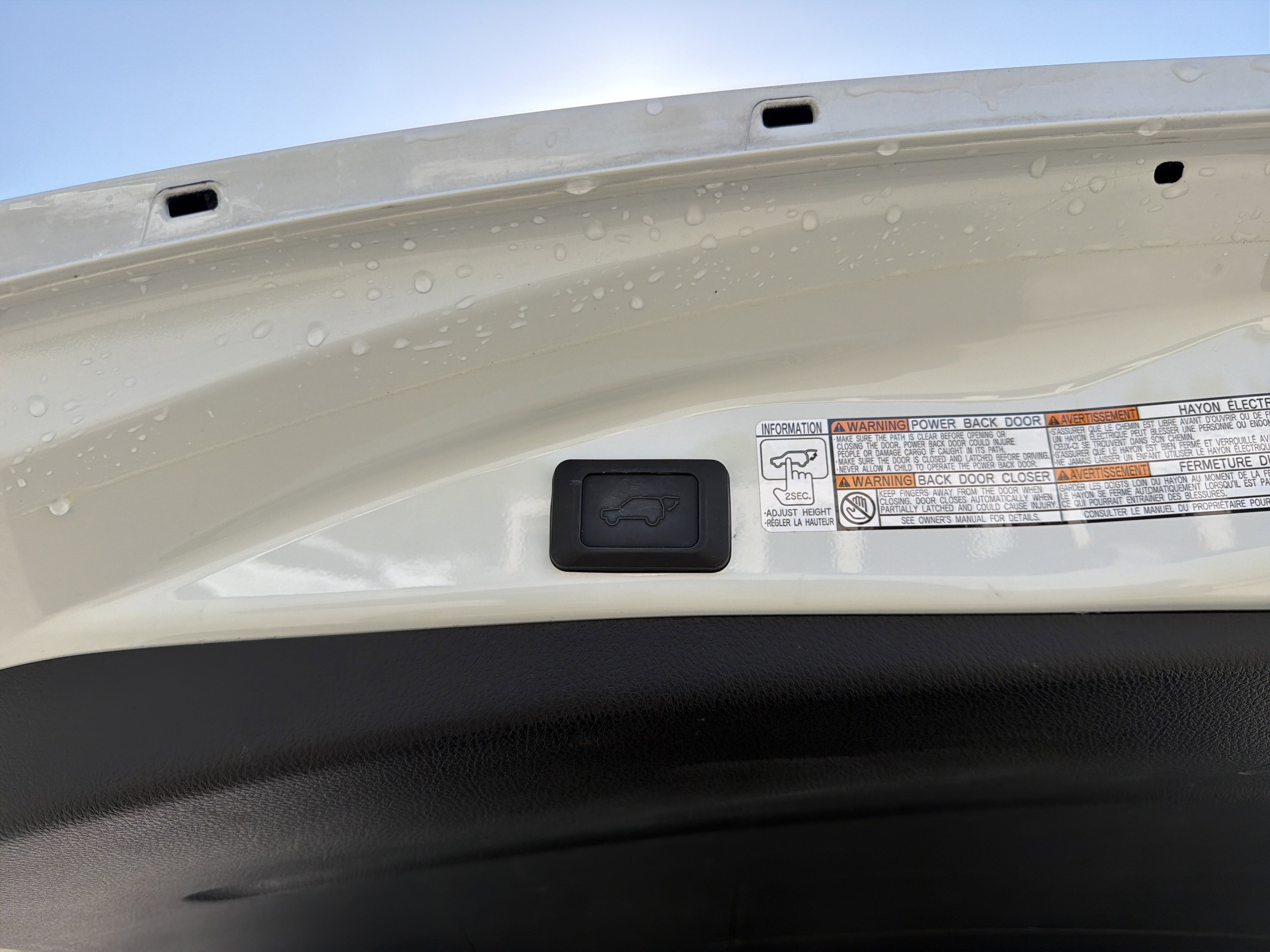 Used 2018 Toyota RAV4 Limited image 22