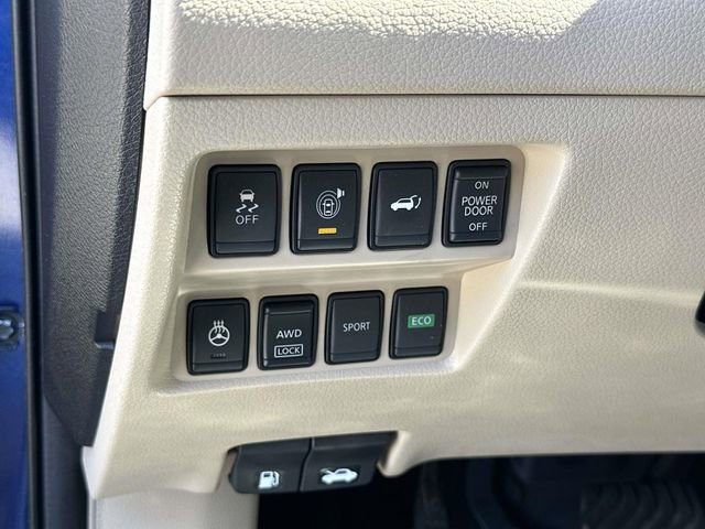 Used 2017 Nissan Rogue SL w/ SL Premium Package image 23