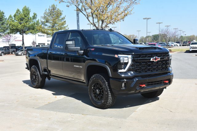 New 2026 Chevrolet Silverado 2500 ZR2 image 3