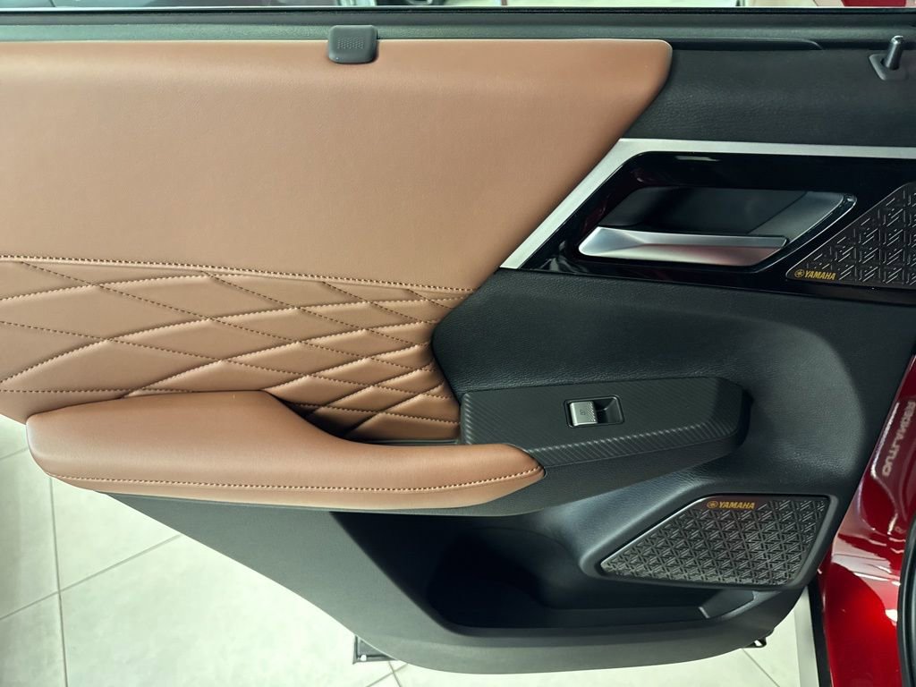 New 2026 Mitsubishi Outlander SEL FWD image 38