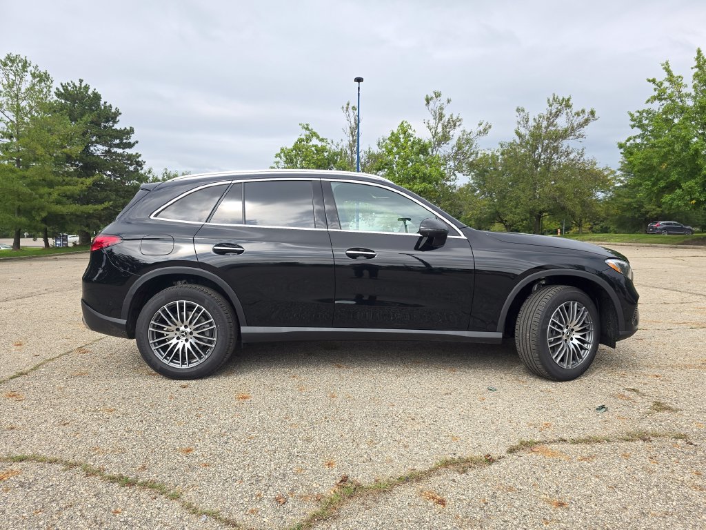 New 2027 Mercedes-Benz GLC 300 4MATIC image 18