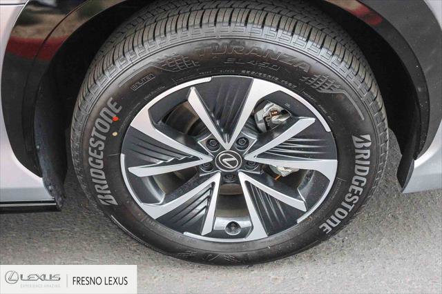 Certified 2025 Lexus RZ 450e image 9