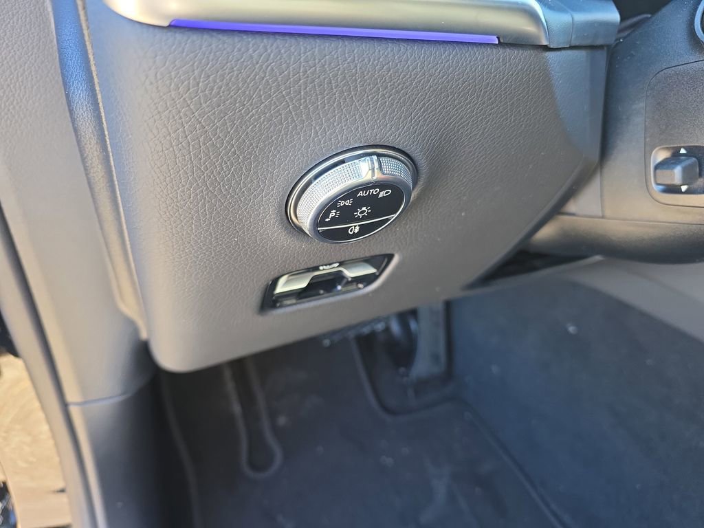 New 2026 Mercedes-Benz GLC 300 4MATIC image 12