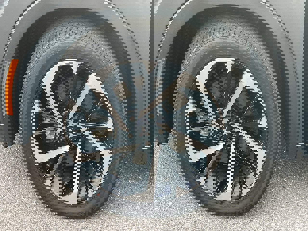 Used 2025 Mitsubishi Outlander SEL image 26