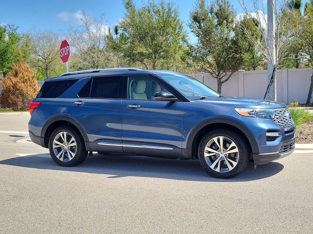 Used 2020 Ford Explorer Platinum image 3