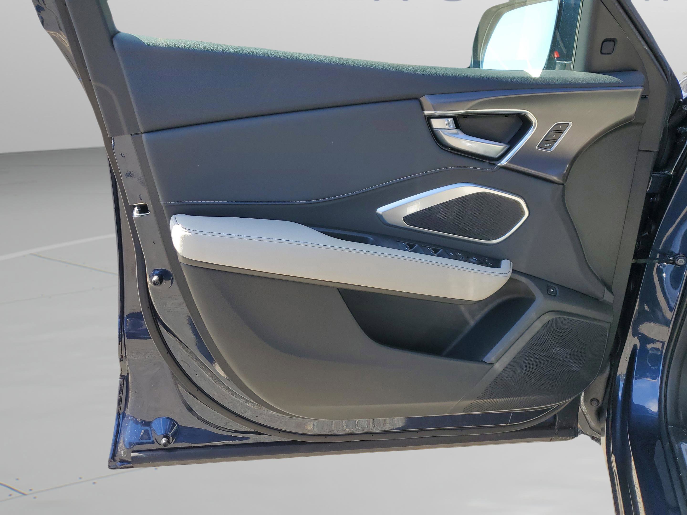 New 2026 Acura RDX SH-AWD image 19