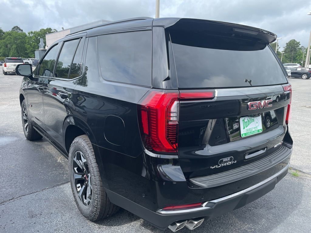 New 2026 GMC Yukon AT4 w/ AT4 Premium Plus Package AWD/4WD image 6