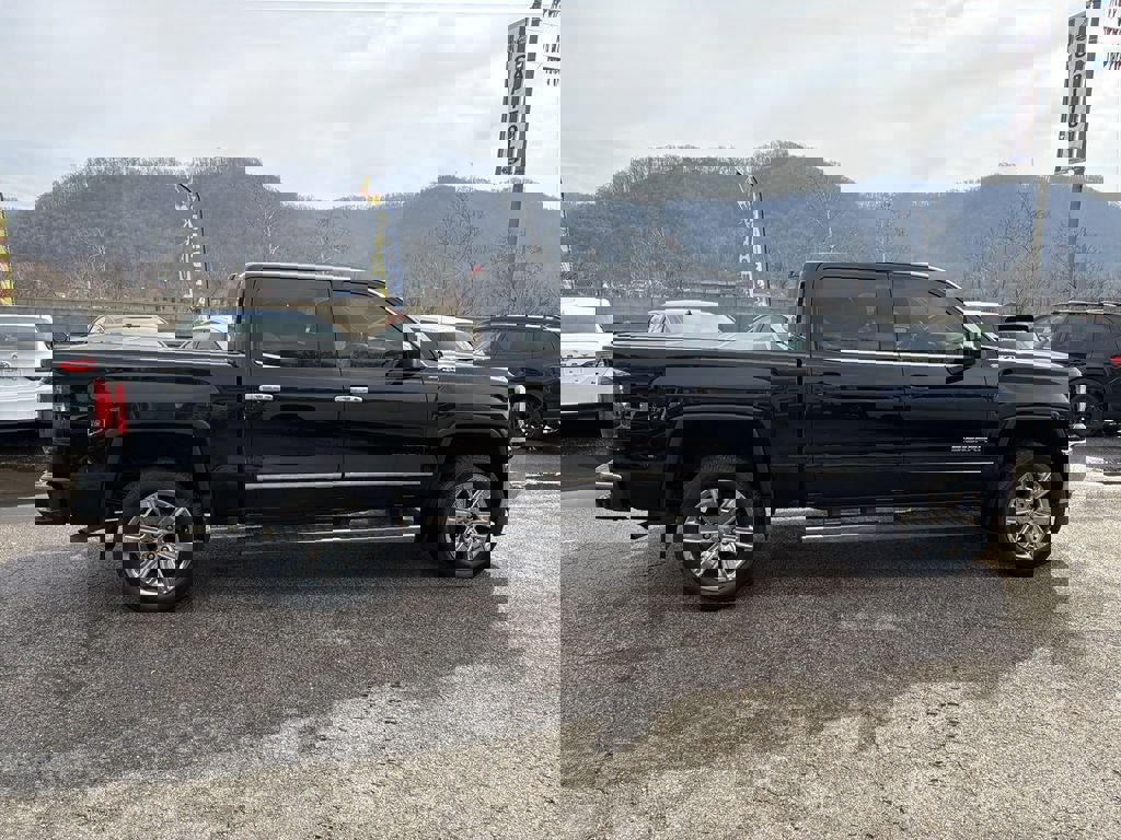 Used 2018 GMC Sierra 1500 SLT image 2