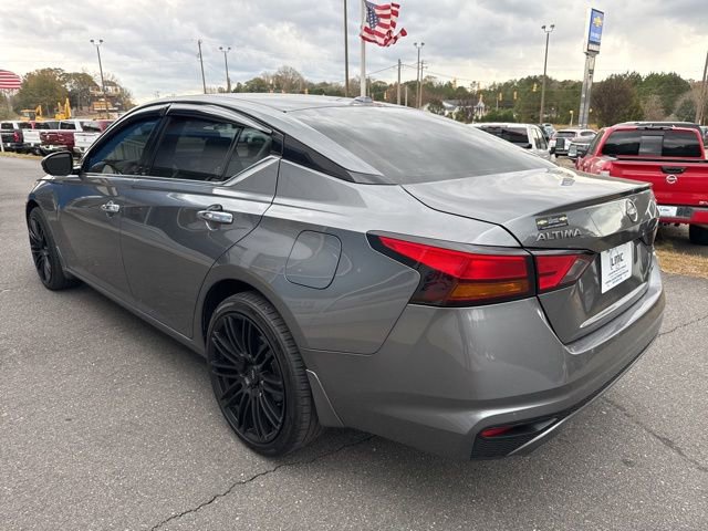 Used 2024 Nissan Altima 2.5 SL AWD/4WD image 4