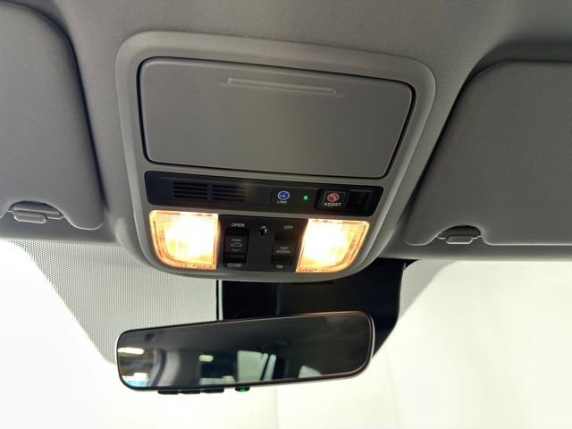 Used 2019 Honda Pilot Touring image 25