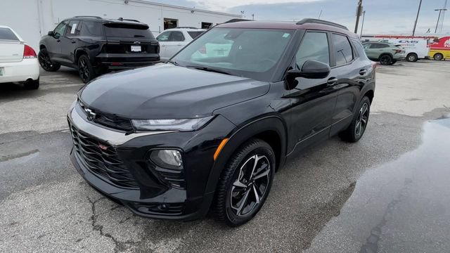 Used 2023 Chevrolet TrailBlazer RS w/ Sun and Liftgate Package AWD/4WD image 6