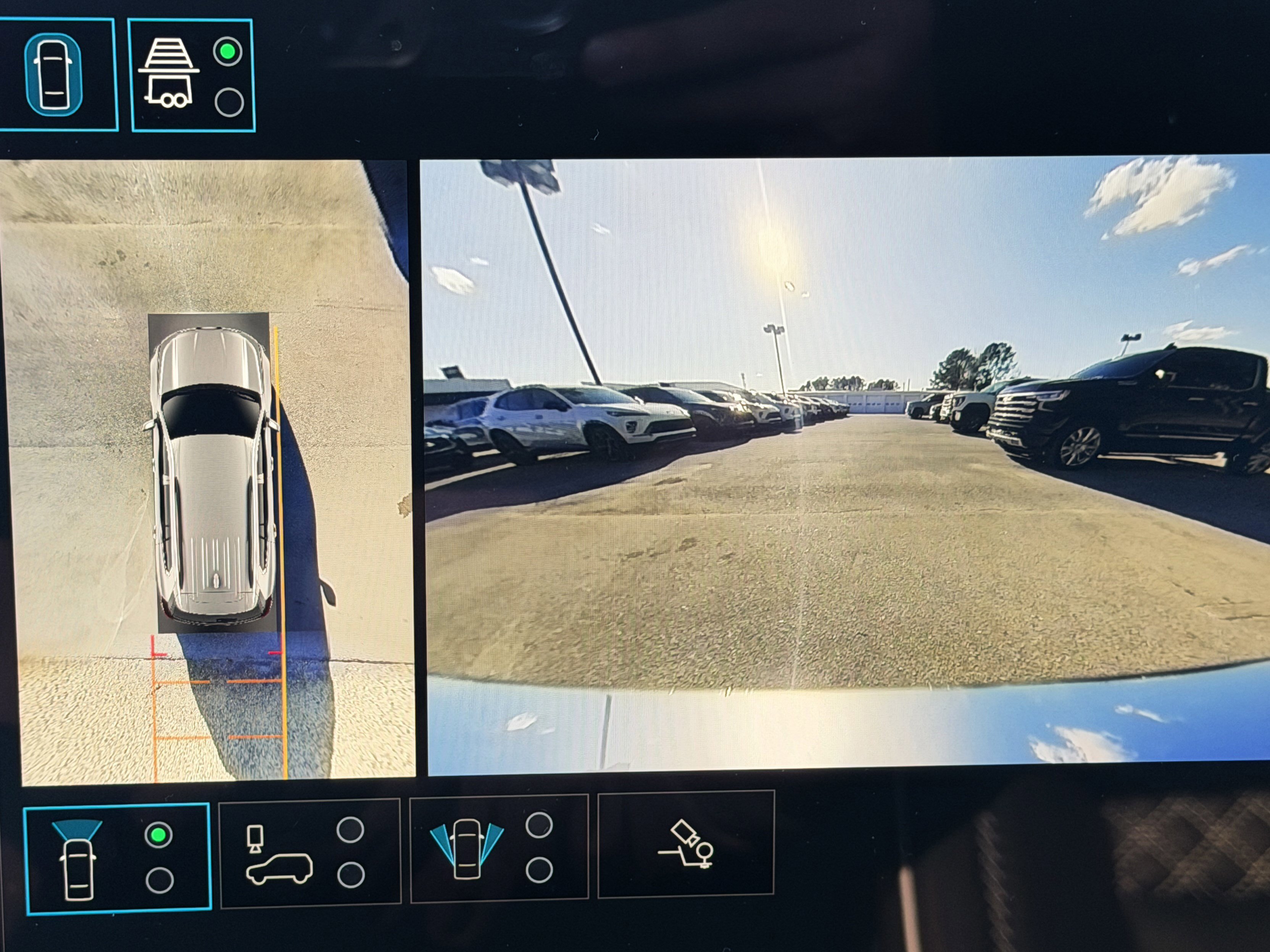 New 2026 GMC Acadia Denali w/ Super Cruise Package image 36