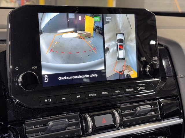 New 2025 Nissan Pathfinder SL image 28