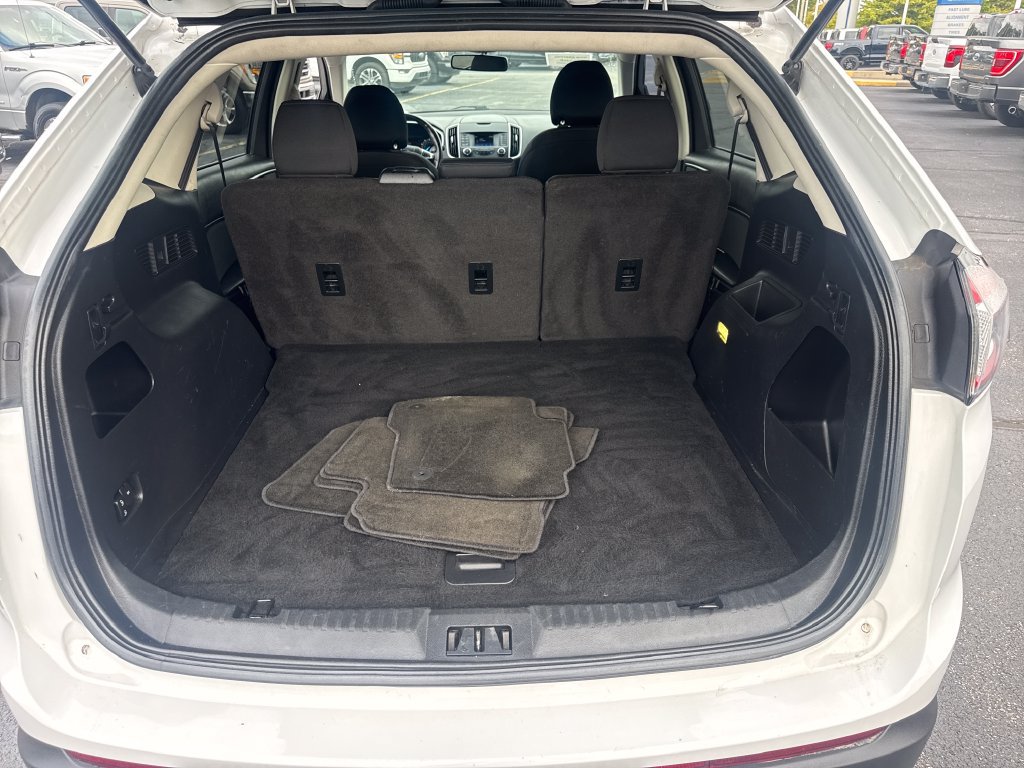 Used 2015 Ford Edge SEL FWD image 11