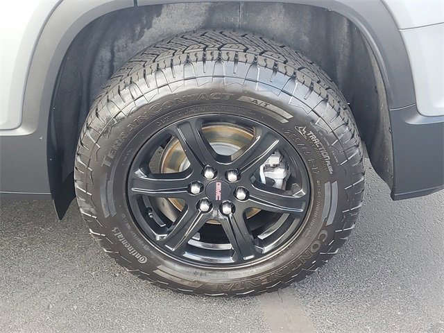 Used 2023 GMC Acadia AT4 w/ Technology Package image 5