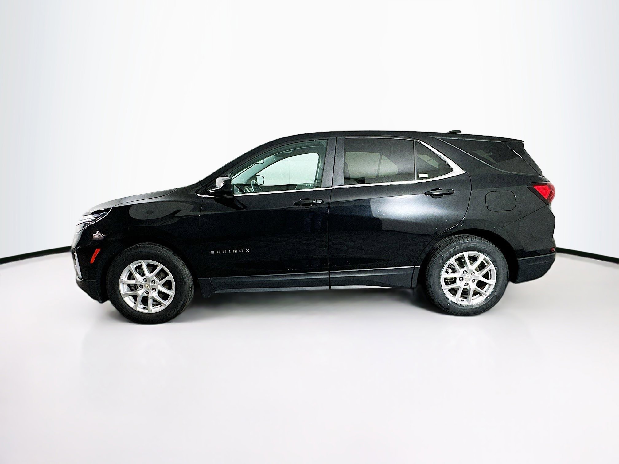 Used 2024 Chevrolet Equinox LT image 4